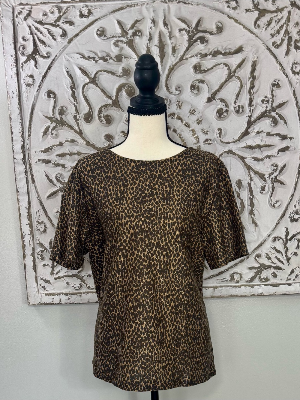 Women’s Brown Leopard Print Short Sleeve Top
